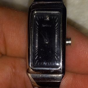 DKNY ALL STAINLESS STEEL WOMAN'S QUARTZ WATCH